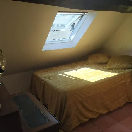 Sevres-babylone 6eme, Rive Gauche Apartment