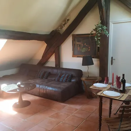 Sevres-babylone 6eme, Rive Gauche Apartment