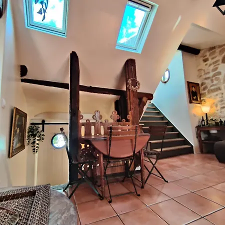 Apartment Sevres-babylone 6eme, Rive Gauche